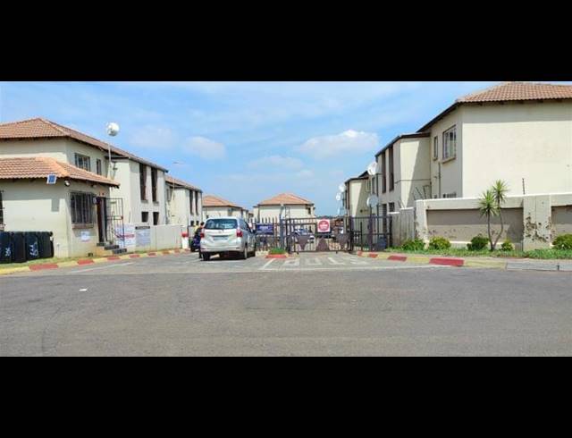 2 BEDROOM DUPLEX FOR SALE IN ELSPARK